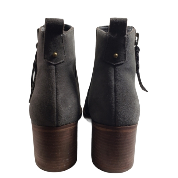 Just Fab Rhona Lace Up Faux Fur Boots Sz 6 - Picture 6 of 9